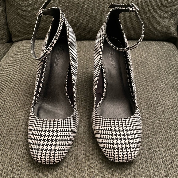 ASOS Houndstooth Heels - Picture 5 of 6